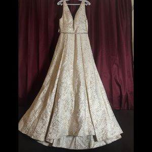 Used PROM gown aspeed